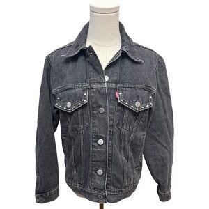Levi's Women's Studded Pocket trucker Denim Jacket - size S